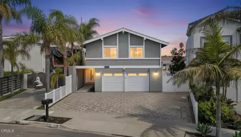 Exterior - 2230 Monaco Dr, Oxnard, CA 93035 photo 4 of 9