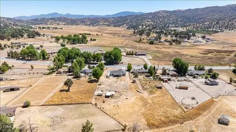 28551 Bear Valley Rd, Tehachapi, CA 93561 photo 38