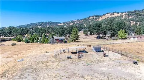 28551 Bear Valley Rd, Tehachapi, CA 93561 photo 37