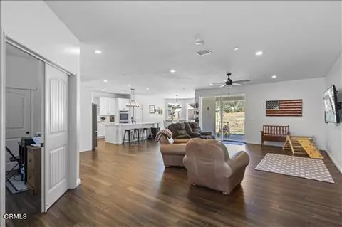 28551 Bear Valley Rd, Tehachapi, CA 93561 photo 6
