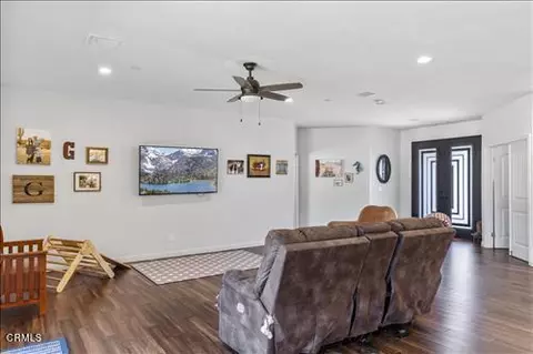 28551 Bear Valley Rd, Tehachapi, CA 93561 photo 8