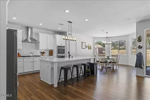 28551 Bear Valley Rd, Tehachapi, CA 93561 photo 9