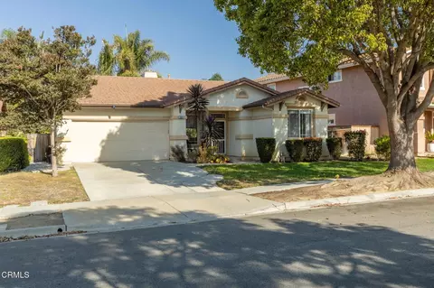 7505 Eisenhower St, Ventura, CA 93003