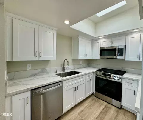 Kitchen - 5222 Longfellow Way, Oxnard, CA 93033 photo 1 of 1
