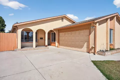6957 Heron St, Ventura, CA 93003