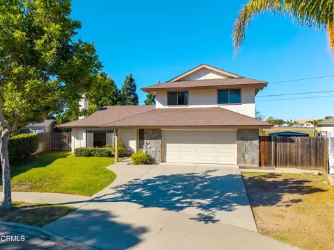 729 Mardigras Ct, Camarillo, CA 93010