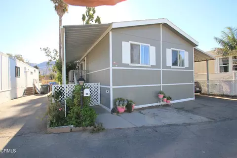 33 Outer Dr #33, Santa Paula, CA 93060