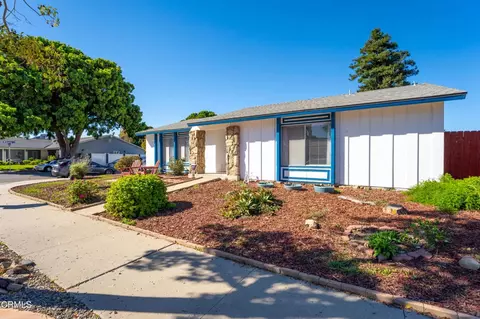 2101 Rhonda St, Oxnard, CA 93036