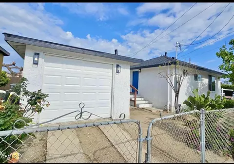 403 E 2nd St, Oxnard, CA 93030 photo 2