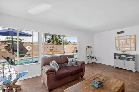 2559 Cochran St, Simi Valley, CA 93065