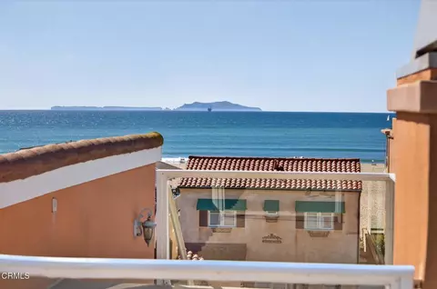 View/Area - 2408 Ocean Dr, Oxnard, CA 93035 photo 5 of 19