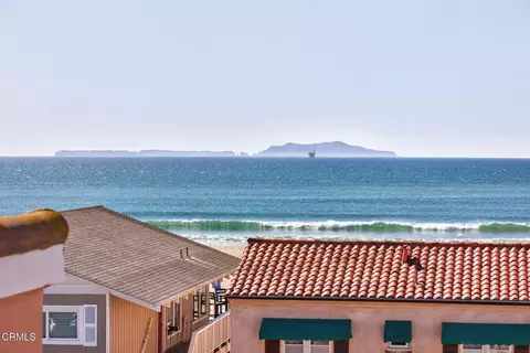 View/Area - 2408 Ocean Dr, Oxnard, CA 93035 photo 4 of 19
