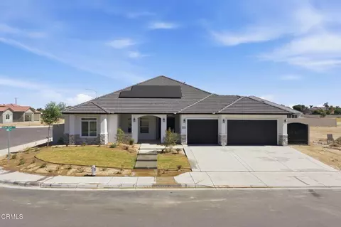 13615 Velma Pearl Way, Bakersfield, CA 93314