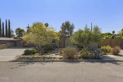 920 Larmier Ave, Oak View, CA 93022