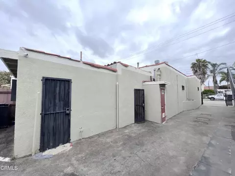 633 Meta St, Oxnard, CA 93030 photo 3