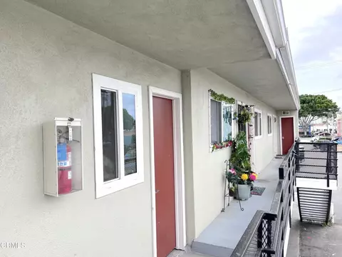 633 Meta St, Oxnard, CA 93030 photo 6