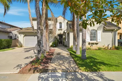 Exterior - 3325 Eagle Bend Ln, Oxnard, CA 93036 photo 5 of 8