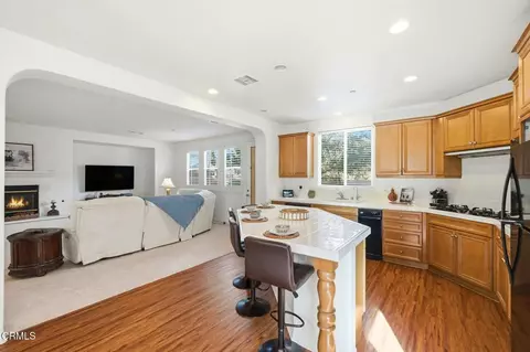 Kitchen - 3325 Eagle Bend Ln, Oxnard, CA 93036 photo 1 of 5