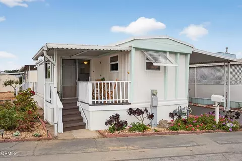 4032 Mockingbird Ln #4032, Oxnard, CA 93030