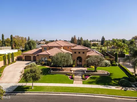 2006 Brighton Park Dr, Bakersfield, CA 93311