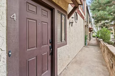 5321 Colodny Dr #4, Agoura Hills, CA 91301