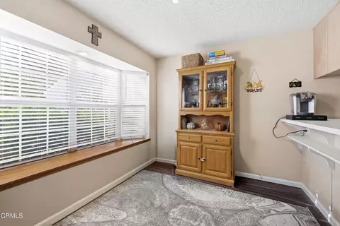 Dining - 3429 Rio Hato Ct, Camarillo, CA 93010 photo 1 of 2