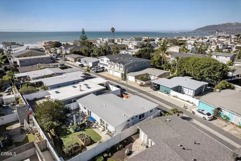 1040 Dover Ln, Ventura, CA 93001