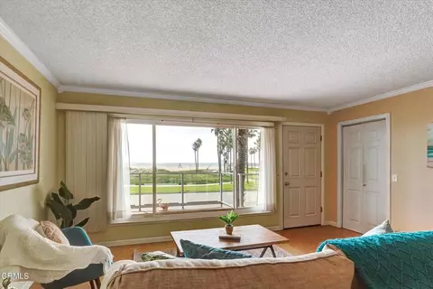 681 Ocean View Dr, Port Hueneme, CA 93041
