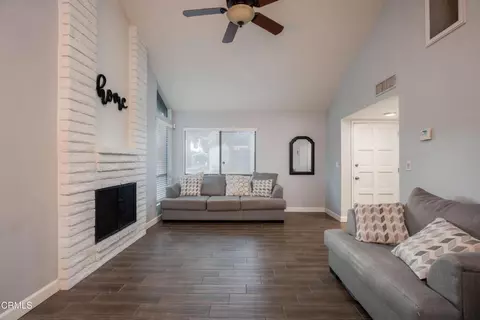 600 New Stine Rd #8, Bakersfield, CA 93309