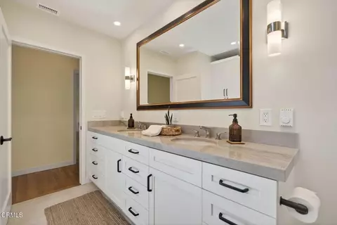 Bath - 203 Foothill Rd, Ojai, CA 93023 photo 1 of 3