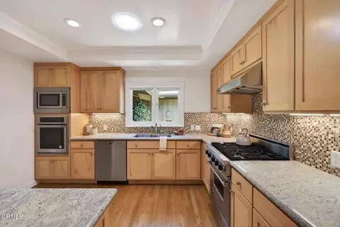 Kitchen - 203 Foothill Rd, Ojai, CA 93023 photo 1 of 3