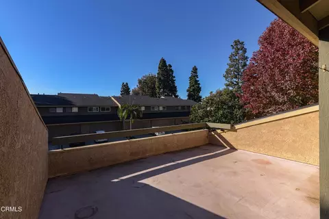 307 Oakwood St, Ventura, CA 93001