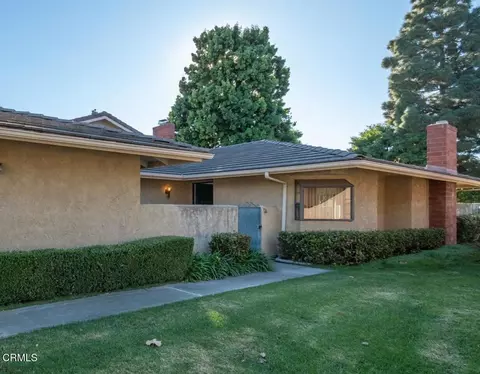 883 Murdoch Ln, Ventura, CA 93003
