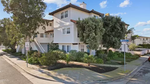 5202 Driftwood St, Oxnard, CA 93035