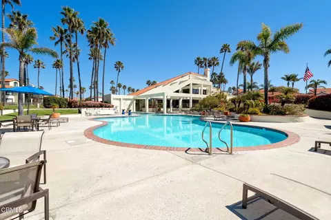 Exterior - 2202 Martinique Ln, Oxnard, CA 93035 photo 4 of 4