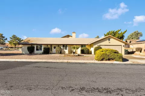 13010 Greensboro Rd, Victorville, CA 92395