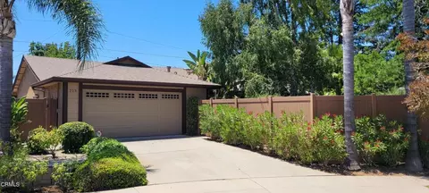 213 Ashby Ct, Oak View, CA 93022