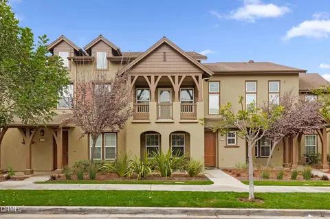 316 Elk River Pl, Oxnard, CA 93036