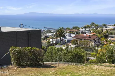 445 Lupine Way, Ventura, CA 93001
