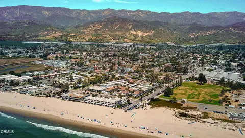 View/Area - 349 Ash Ave #17, Carpinteria, CA 93013 photo 4 of 15