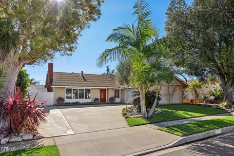 1066 Pinehurst Pl, Camarillo, CA 93010