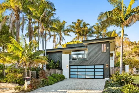 8105 Buena Fortuna St, Carpinteria, CA 93013