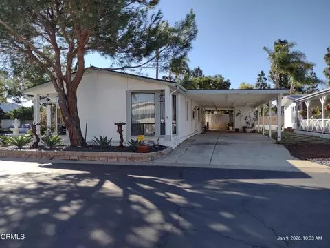 18 Tahquitz Ct #217, Camarillo, CA 93012