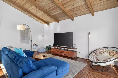 Living - 137 Santa Monica Ave, Oxnard, CA 93035 photo 3 of 8
