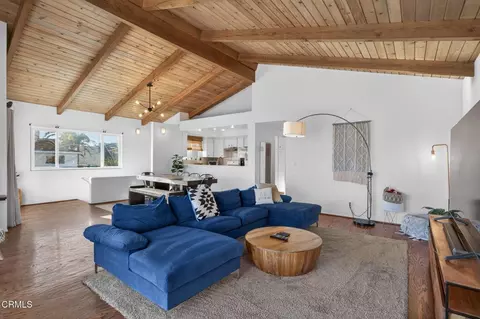 Living - 137 Santa Monica Ave, Oxnard, CA 93035 photo 4 of 8