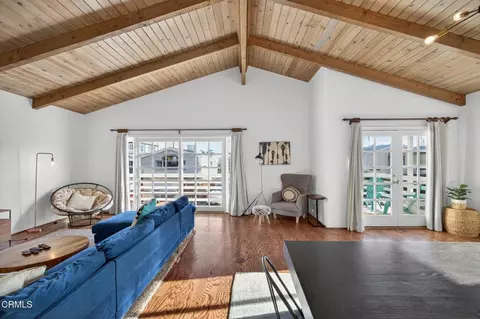 Living - 137 Santa Monica Ave, Oxnard, CA 93035 photo 1 of 8