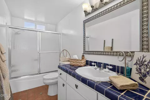 Bath - 137 Santa Monica Ave, Oxnard, CA 93035 photo 1 of 2