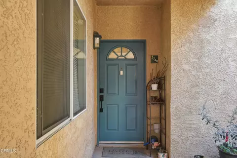 2728 Borchard Rd, Thousand Oaks, CA 91320