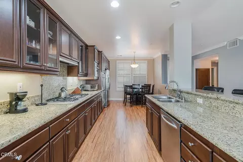 Kitchen - 1541 Windshore Way, Oxnard, CA 93035 photo 2 of 6