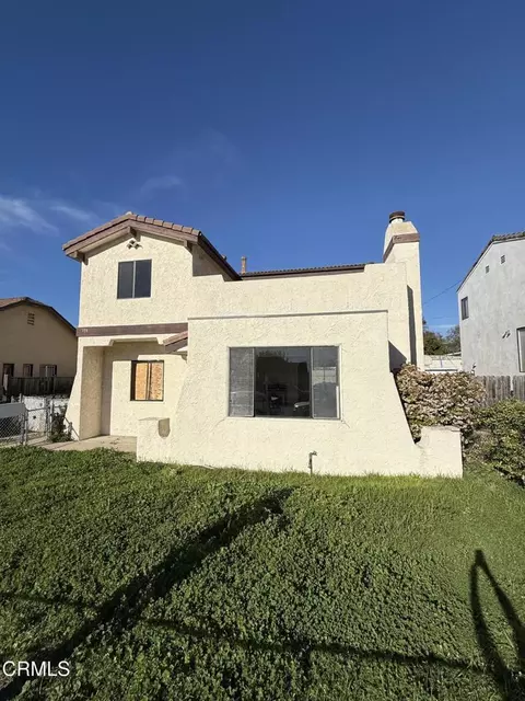 175 E Lewis St, Ventura, CA 93001